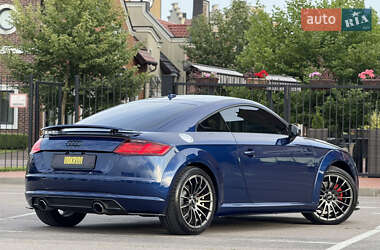 Купе Audi TT 2015 в 