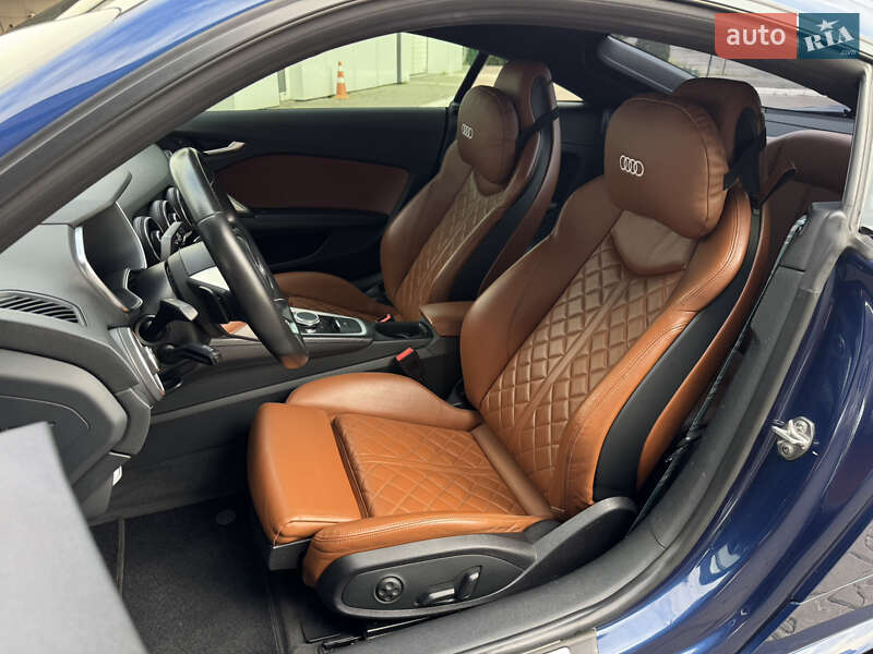 Купе Audi TT 2015 в Києві