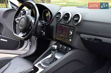 Купе Audi TT 2009 в 
