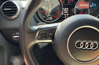 Купе Audi TT 2013 в 