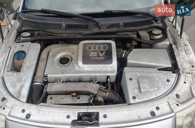 Купе Audi TT 2000 в 