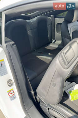 Купе Audi TT 2012 в 