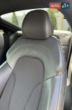 Купе Audi TT 2012 в 
