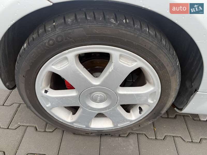 Купе Audi TT 1999 в Чернівцях