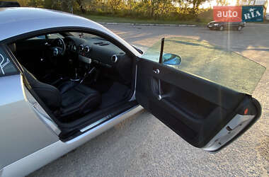 Купе Audi TT 1999 в 