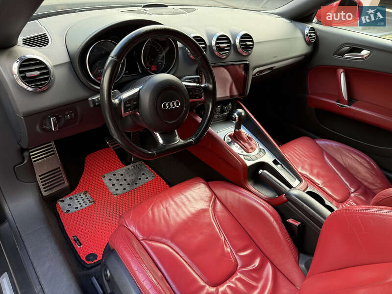 Родстер Audi TT 2007 в Киеве фото 13 Родстер Audi TT 2007 в Киеве