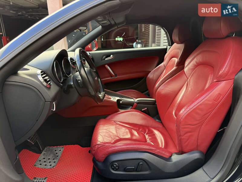 Родстер Audi TT 2007 в Киеве фото 11 Родстер Audi TT 2007 в Киеве