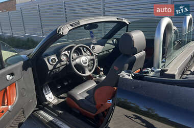 Купе Audi TT 2001 в 