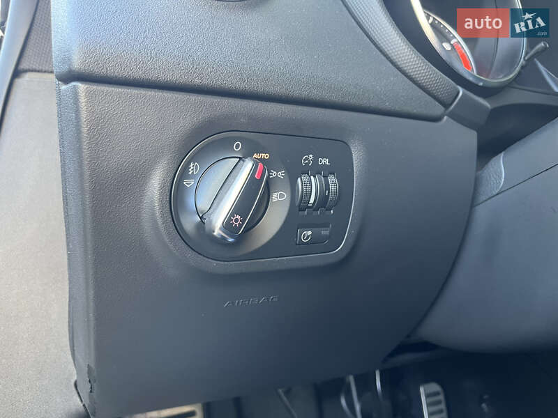 Купе Audi TT 2008 в Киеве фото 11 Купе Audi TT 2008 в Киеве