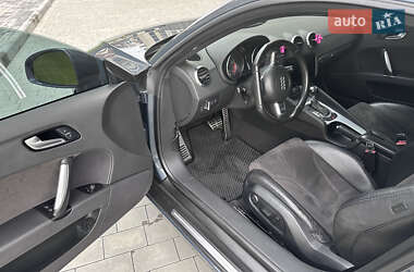 Купе Audi TT 2010 в 