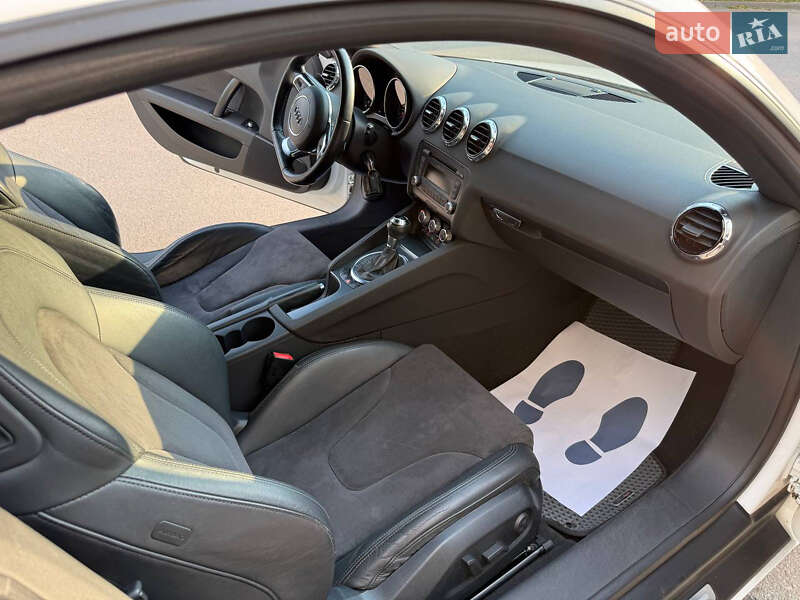 Купе Audi TT 2011 в Днепре