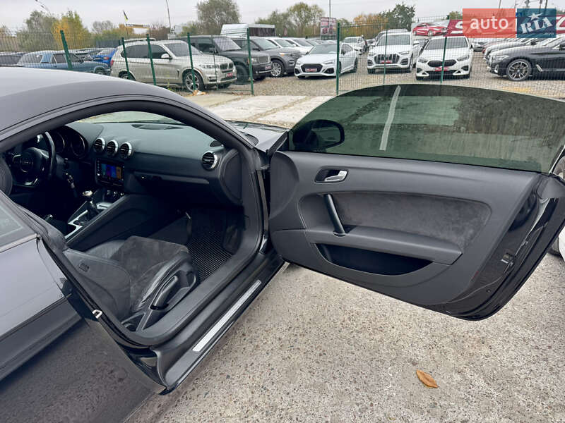 Купе Audi TT 2006 в Києві фото 16 Купе Audi TT 2006 в Києві