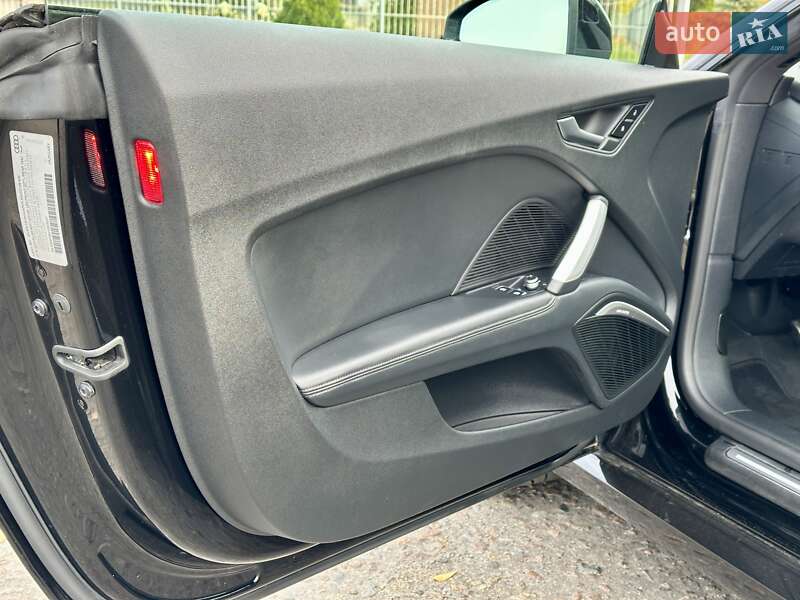 Купе Audi TT 2016 в Киеве фото 15 Купе Audi TT 2016 в Киеве