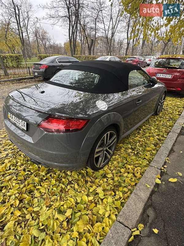 Родстер Audi TT 2015 в Киеве фото 5 Родстер Audi TT 2015 в Киеве