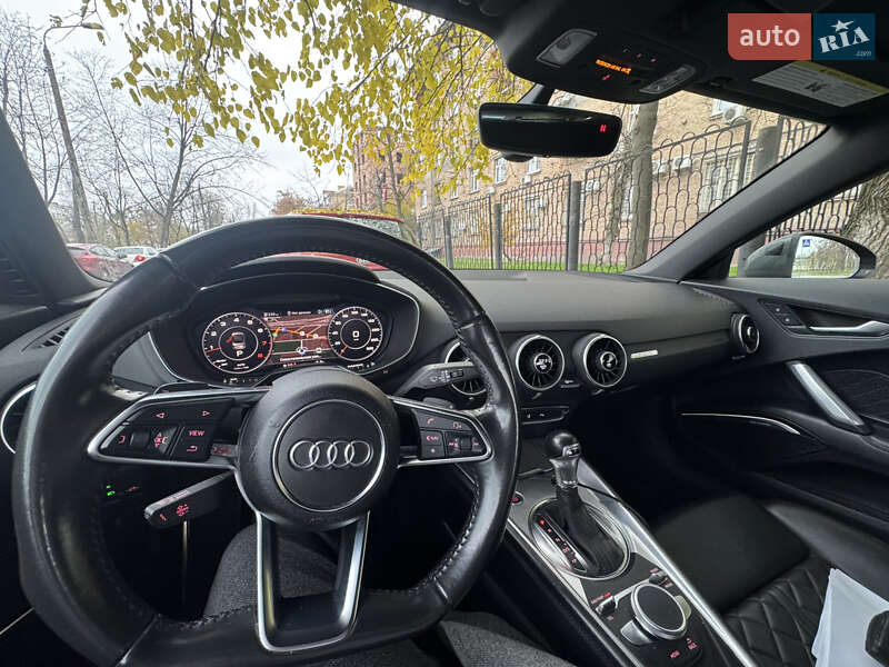 Родстер Audi TT 2015 в Киеве фото 8 Родстер Audi TT 2015 в Киеве