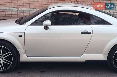 Купе Audi TT 1999 в Каменке