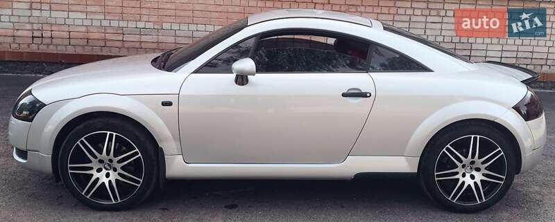 Купе Audi TT 1999 в Каменке