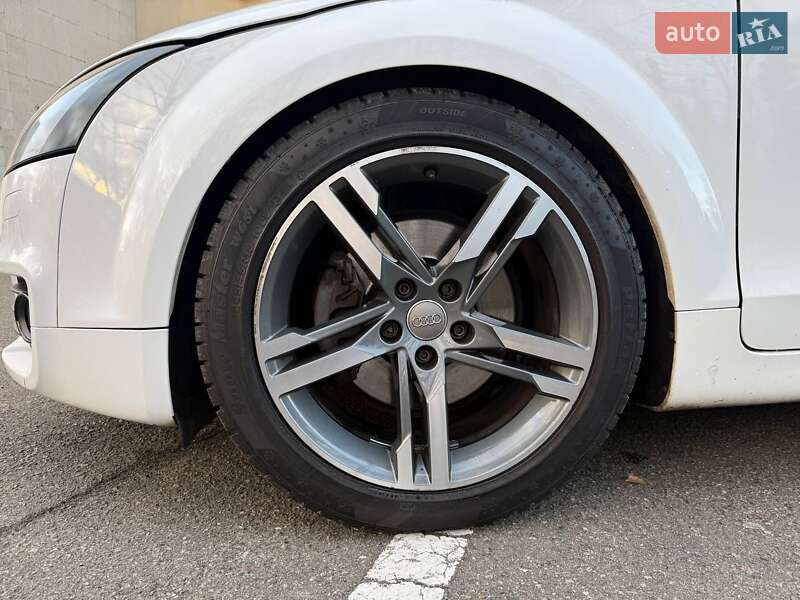 Купе Audi TT 2011 в Киеве фото 14 Купе Audi TT 2011 в Киеве