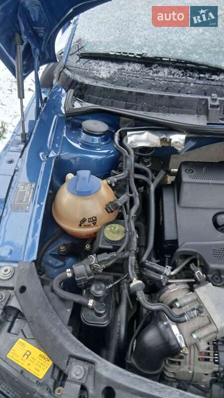 Купе Audi TT 1998 в Смілі