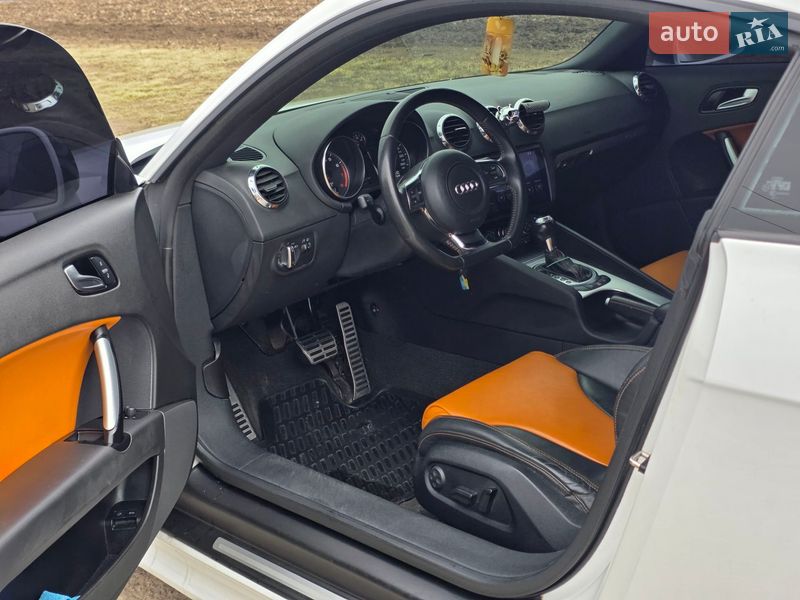 Купе Audi TT 2010 в Днепре