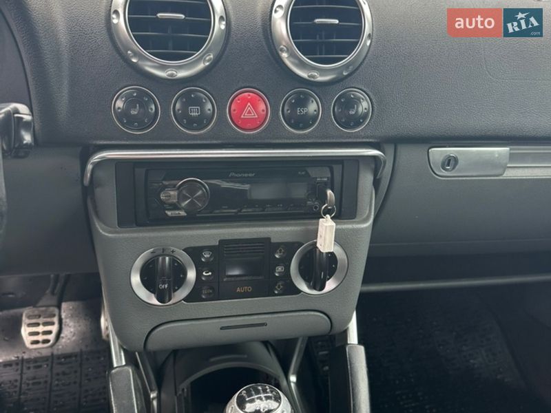 Родстер Audi TT 1999 в Киеве