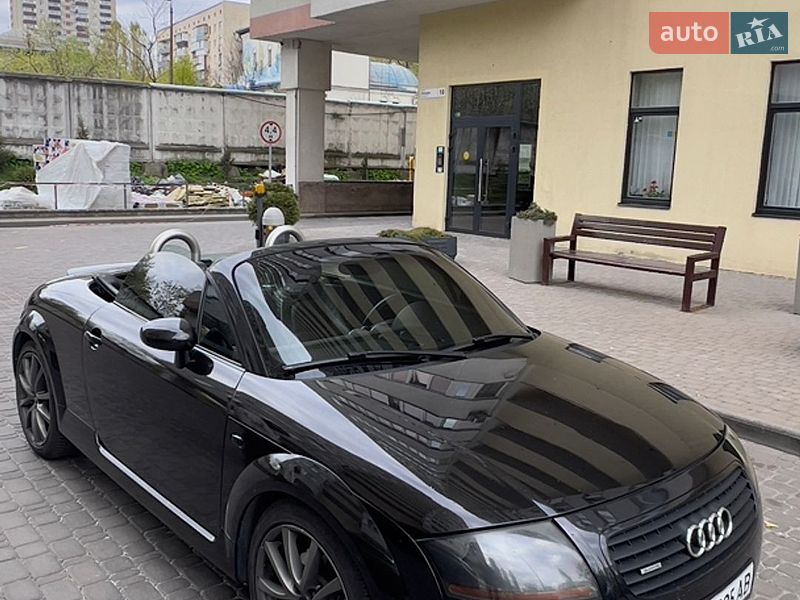 Родстер Audi TT 2001 в Києві