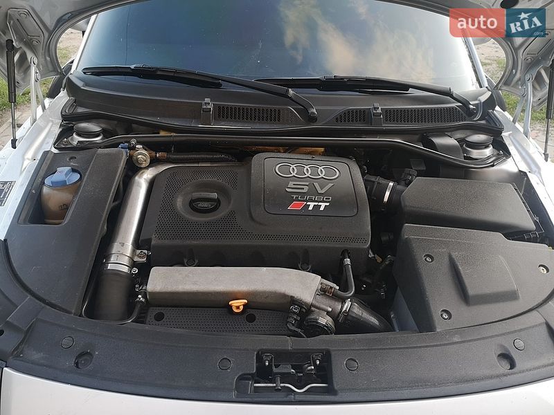 Купе Audi TT 1999 в Каменке