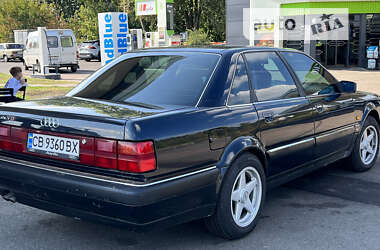 Седан Audi V8 1989 в Чернігові