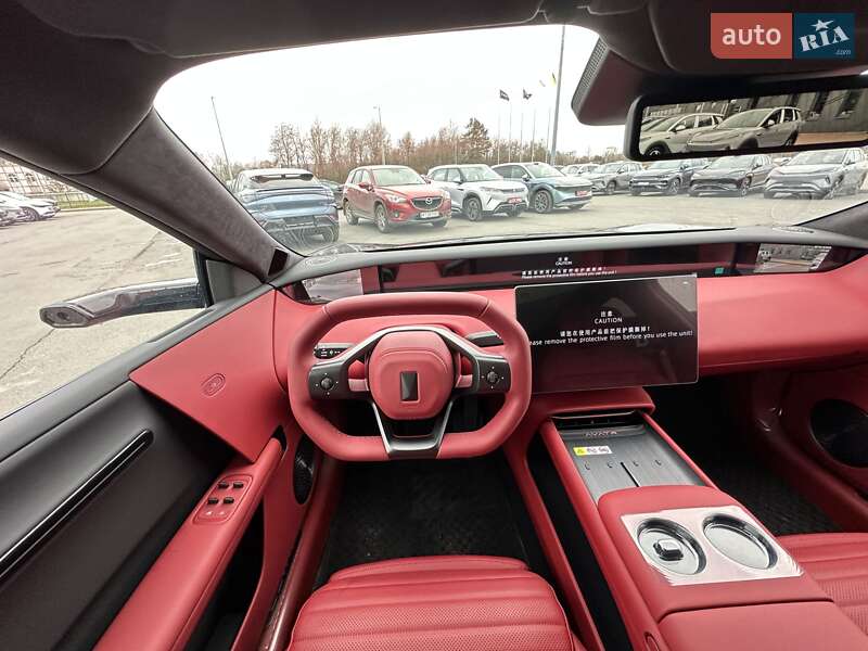 Фастбэк Avatr 06 2025 в Львове фото 36 Фастбэк Avatr 06 2025 в Львове