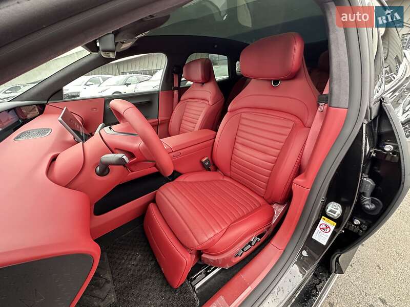 Фастбэк Avatr 06 2025 в Львове фото 42 Фастбэк Avatr 06 2025 в Львове