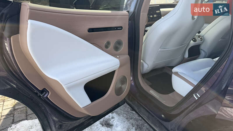 Внедорожник / Кроссовер Avatr 07 2024 в Ивано-Франковске