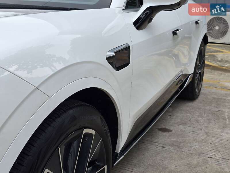 Позашляховик / Кросовер Avatr 11 2024 в Києві фото 8 Позашляховик / Кросовер Avatr 11 2024 в Києві