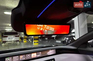 Лифтбек Avatr 12 2024 в 