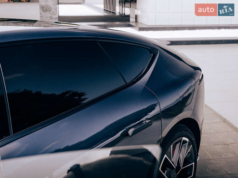 Лифтбек Avatr 12 2024 в Киеве