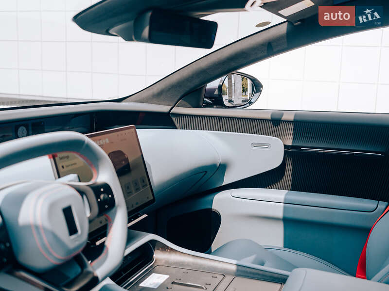 Лифтбек Avatr 12 2024 в Киеве