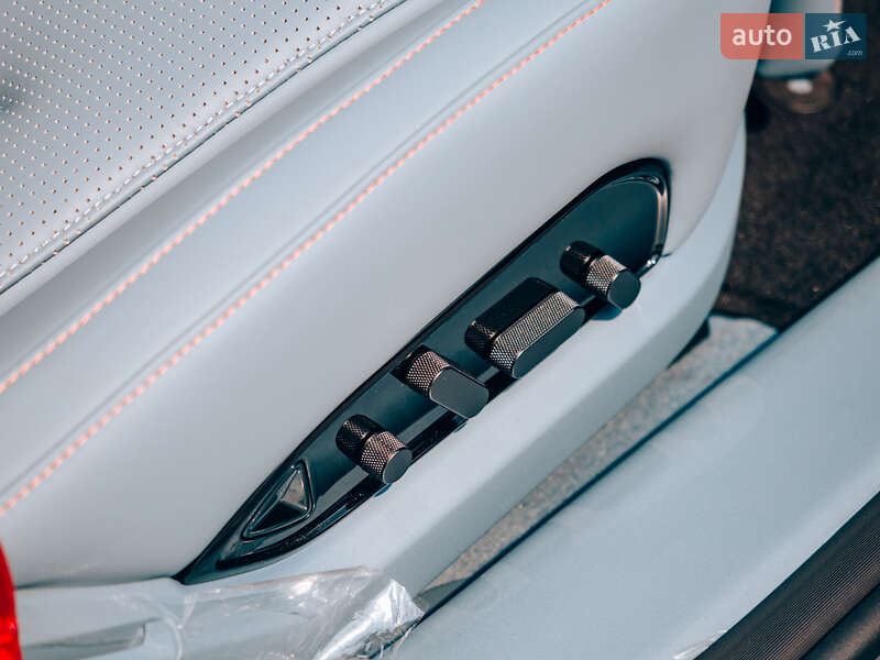 Лифтбек Avatr 12 2024 в Киеве