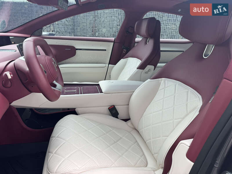 Лифтбек Avatr 12 2025 в Львове фото 11 Лифтбек Avatr 12 2025 в Львове