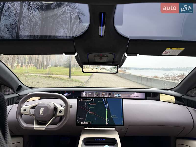 Лифтбек Avatr 12 2024 в Киеве