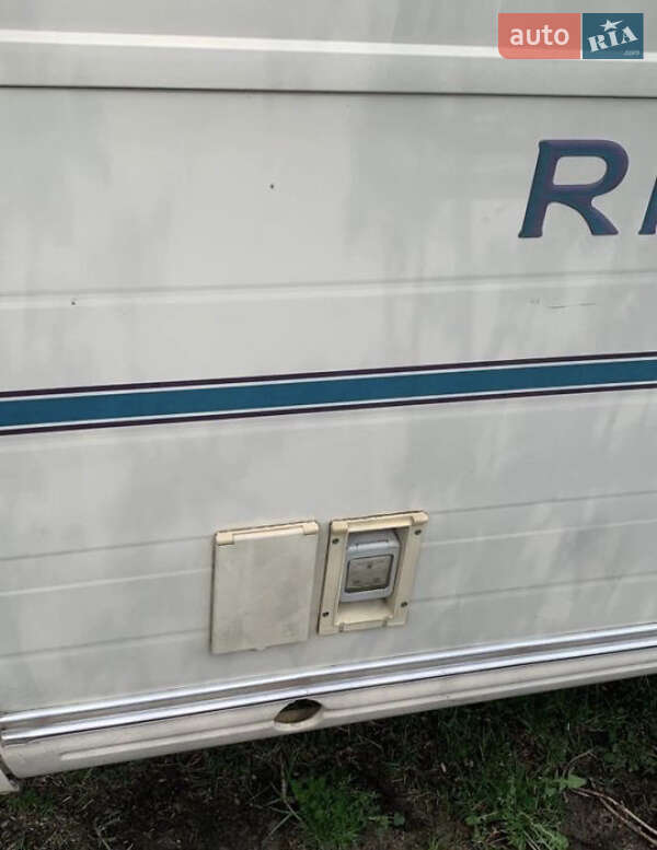 Причіп дача Avondale Leda Pennine 2001 в Ковелі