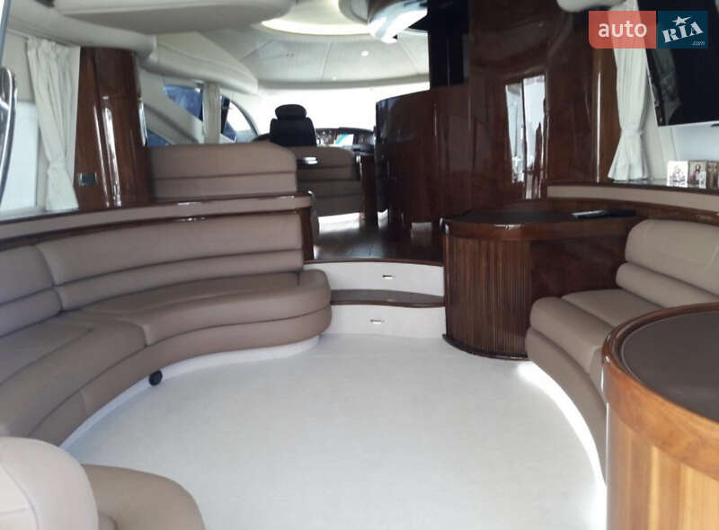 Моторная яхта Azimut 68 2001 в Киеве