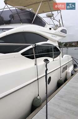 Моторная яхта Azimut Flybridge-Range 2011 в Киеве