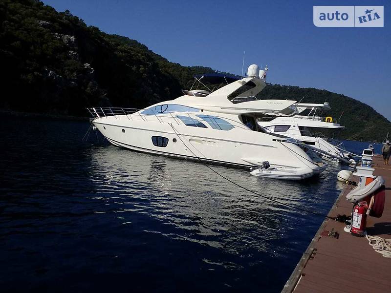 Azimut Flybridge-Range 2005