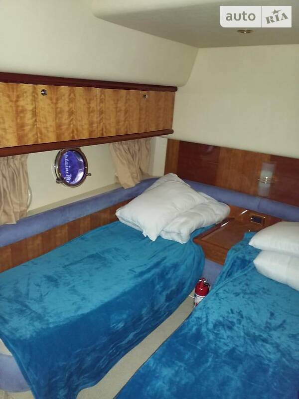 Моторная яхта Azimut Flybridge-Range 2005 в Киеве