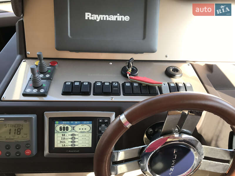 Моторна яхта Azimut Flybridge-Range 2011 в Києві фото 71 Моторна яхта Azimut Flybridge-Range 2011 в Києві