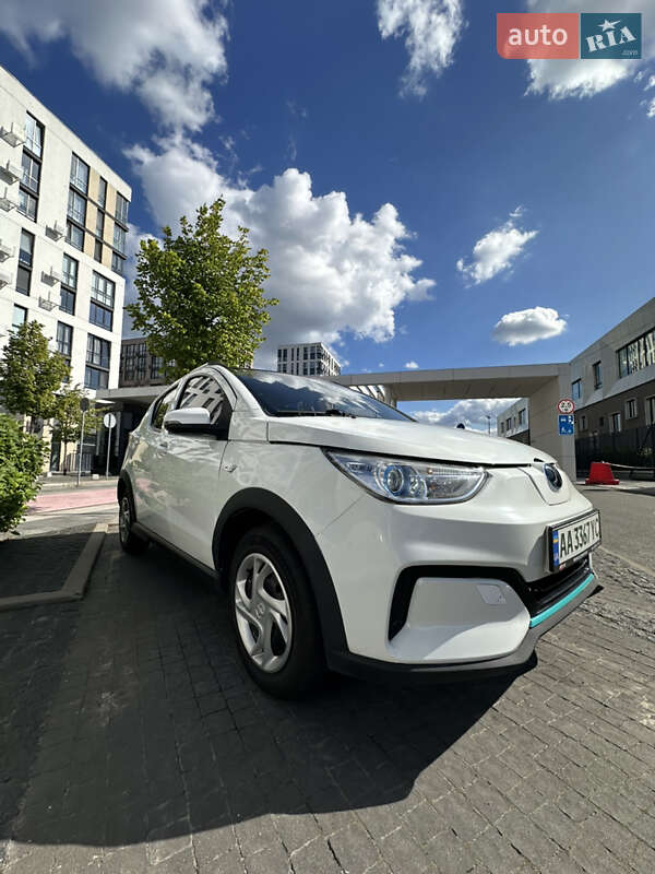 Хэтчбек BAIC EC3 2018 в 