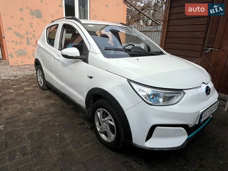 Хетчбек BAIC EC3 2018 в Києві фото Хетчбек BAIC EC3 2018 в Києві