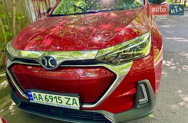 Позашляховик / Кросовер BAIC EX5 2019 в 
