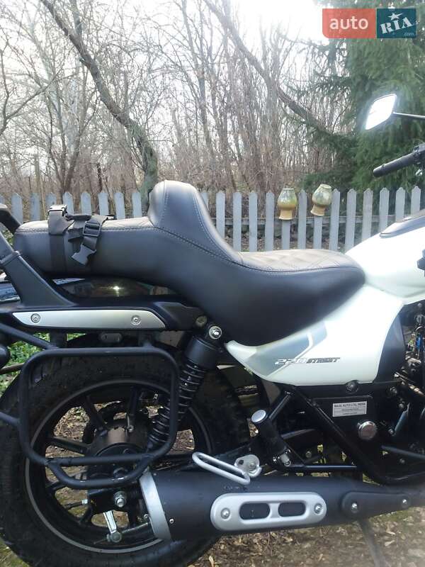 Мотоцикл Круизер Bajaj Avenger 2020 в Новгородке