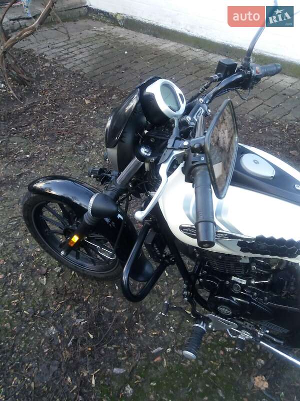 Мотоцикл Круизер Bajaj Avenger 2020 в Новгородке