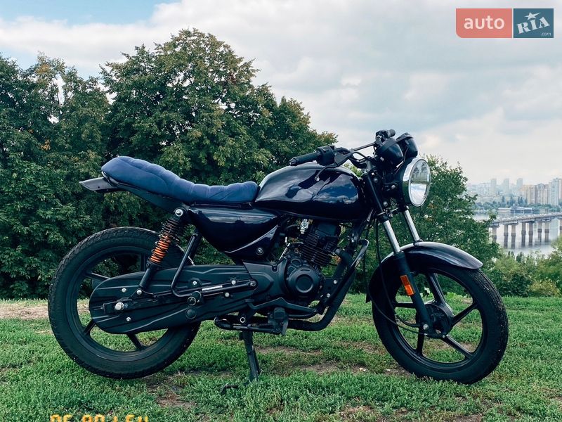 Кафе рейсер Bajaj Boxer X150 2020 в Києві